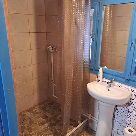 Complex Traditional Casuta Bunicilor-breb Accommodatie bij particulieren *